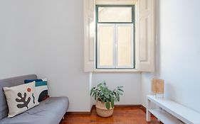Cool Apartment Near Alfama