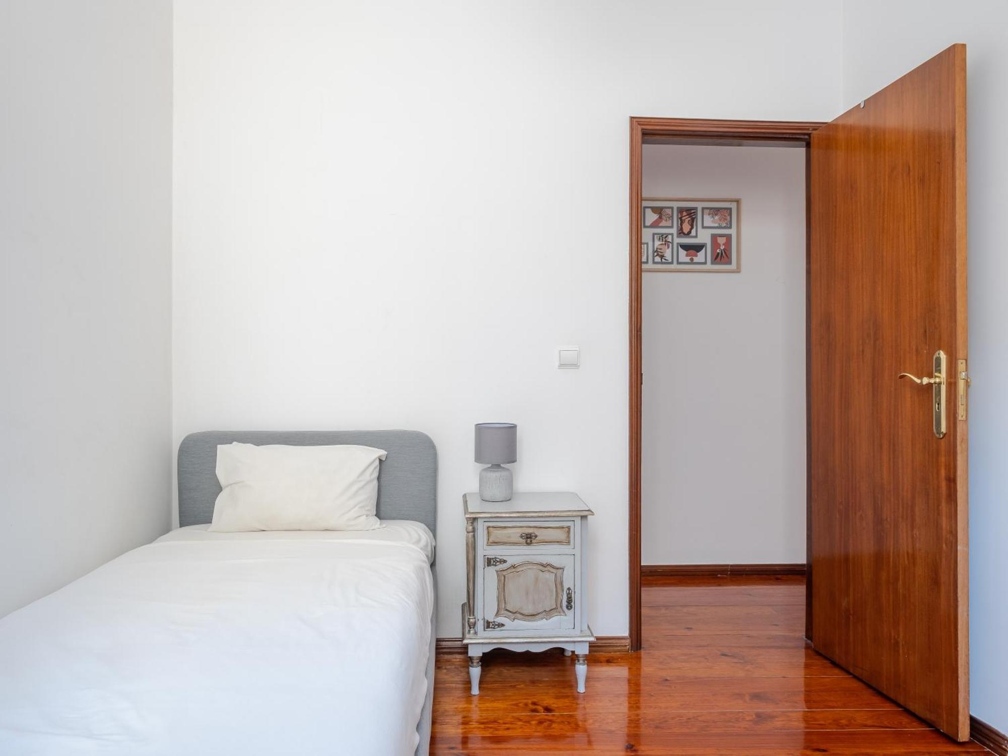 Cool Apartment Near Alfama Lissabon Exterior foto